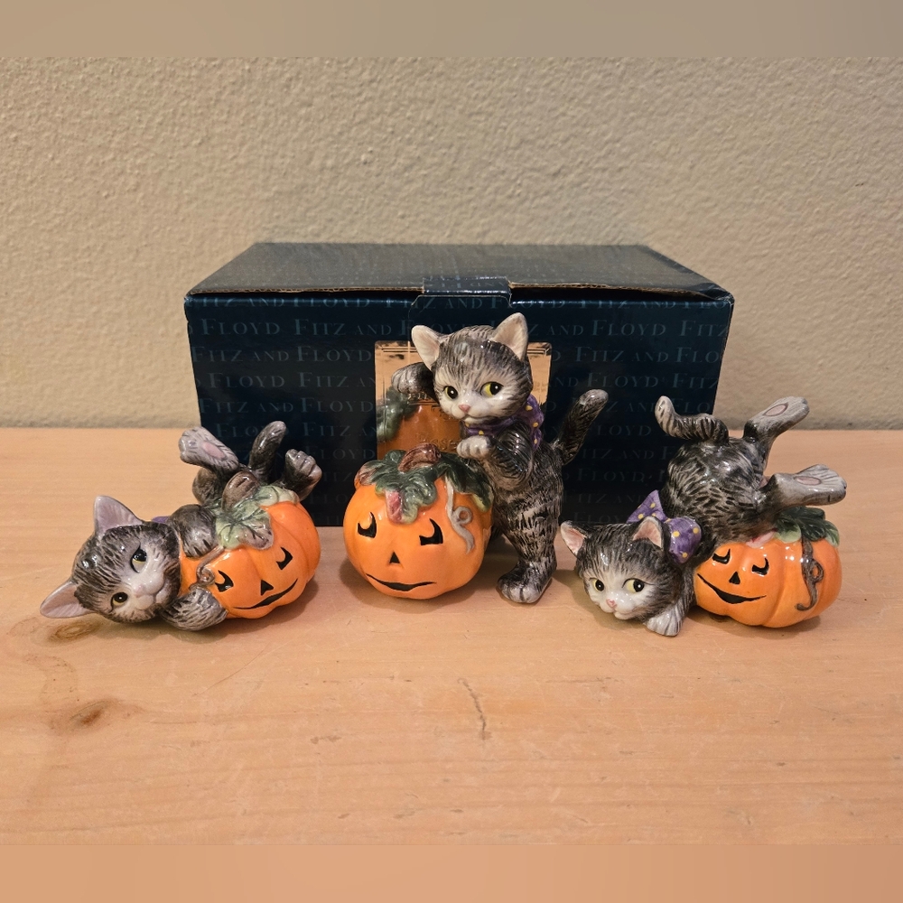 NWT 2007 Fitz & Floyd Halloween Kitty Figurines Fall Decor